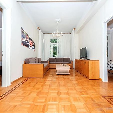 Roman Forum Apartment Салоники Экстерьер фото